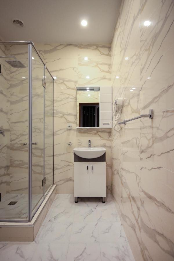 Hillside Guest House Єреван Екстер'єр фото